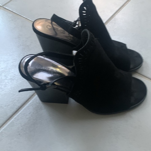 Black chunky heels - Picture 2 of 2